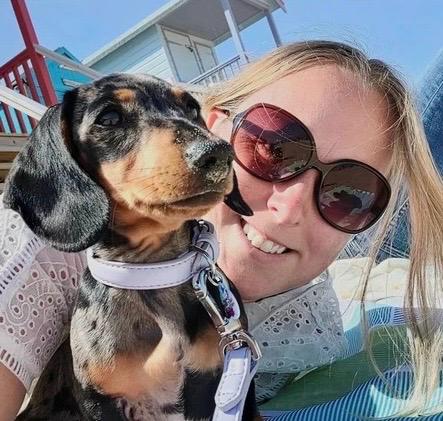 Marie L. & Jenny (Dachshund)